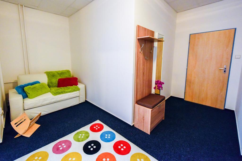 City Hostel Brno Модржице Экстерьер фото