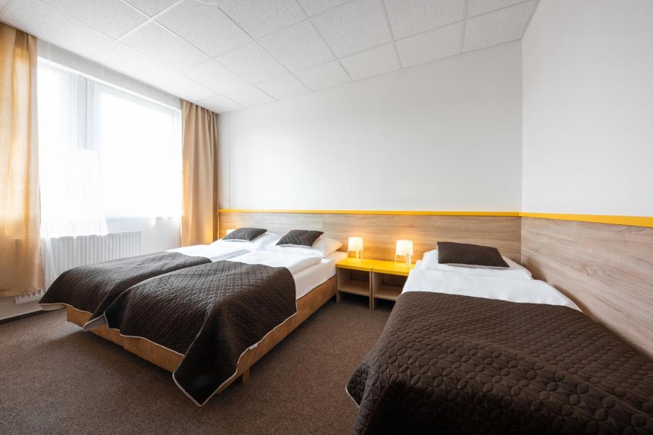 City Hostel Brno Модржице Экстерьер фото